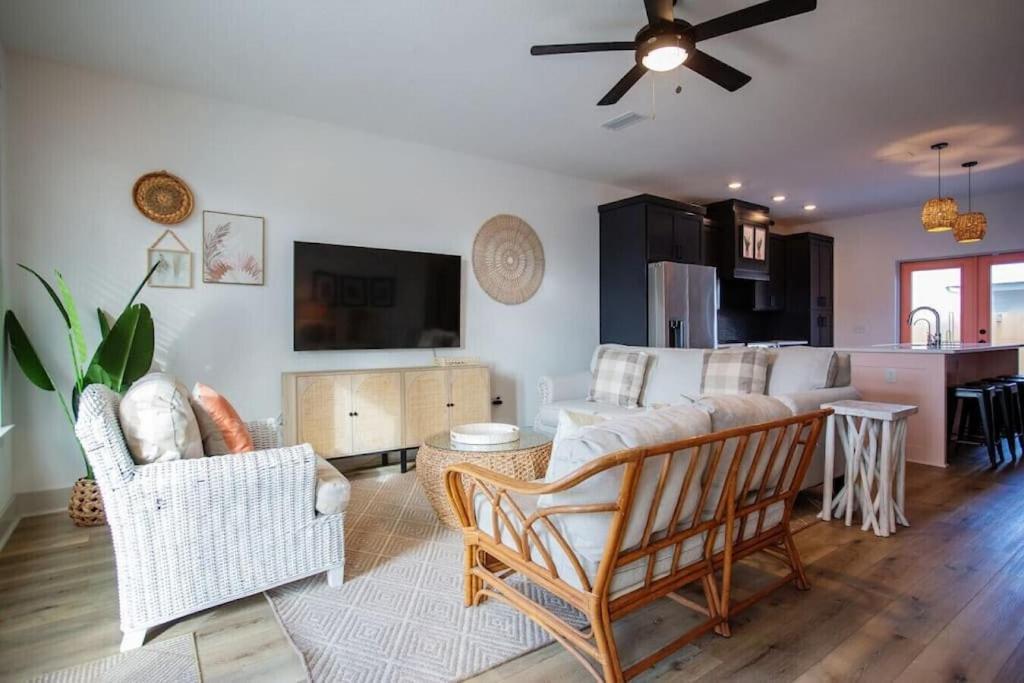 Coral Reef - Brand New Build, Pet Friendly, Private Pool! Sleeps 9! Villa Panama City Beach Exteriör bild