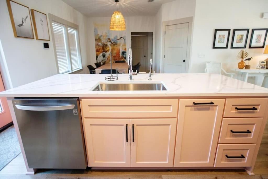 Coral Reef - Brand New Build, Pet Friendly, Private Pool! Sleeps 9! Villa Panama City Beach Exteriör bild